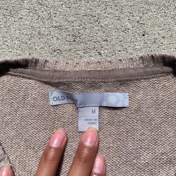 Argyle Y2K button up tan sweater - Picture 5 of 10
